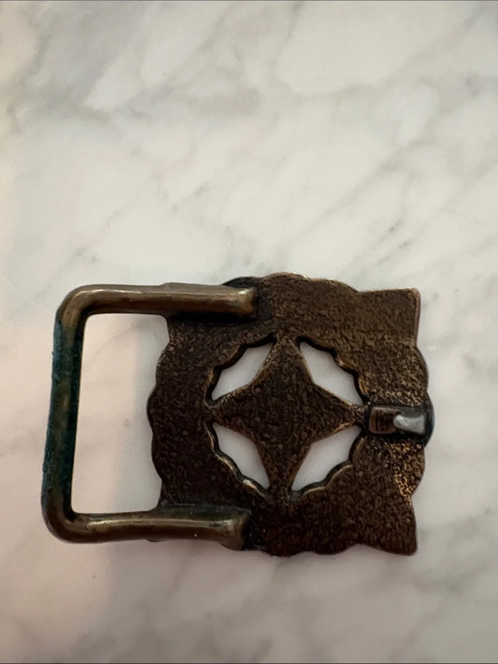 Vintage-Inspired Bronze Star Men’s Belt Buckle